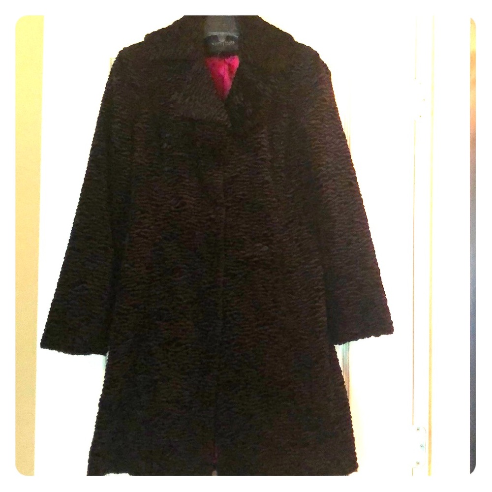 ♠️White House Black Market Coat♠️